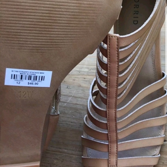 NIB Torrid Tan Strappy Wedge Sandals - Picture 6 of 7